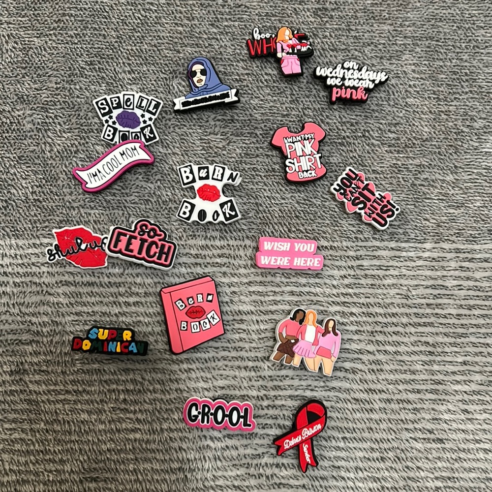 Shoe charms 16 pc